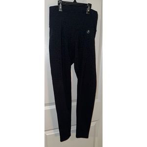 ABS2B Sassy Back Black Cheetah Leggings Size Large
